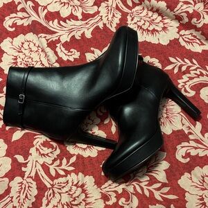 Brand New Elegant Black Women's Ankle Boots 12M Nine West